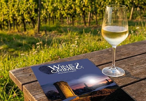 Wine & Crime (3)