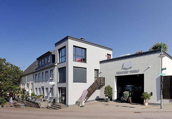 Weingut Frieden-Berg, Nittel (02)