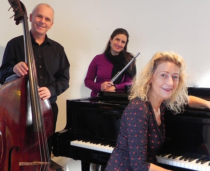 Trio DeLaVie