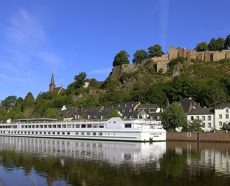 Blick auf Saarburg