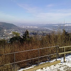 Blick von der Löschemer Kapelle ins Moseltal