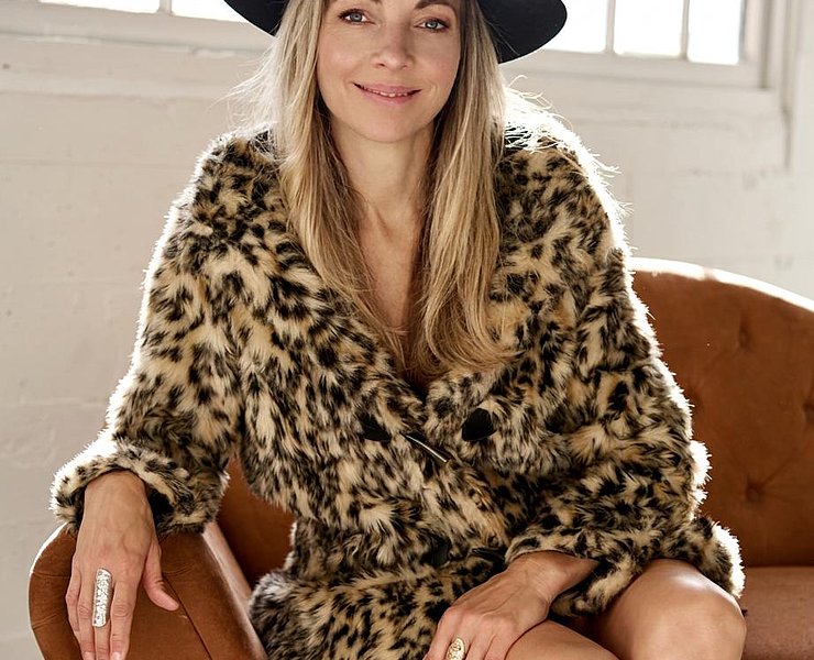 Melanie Dekker (4)