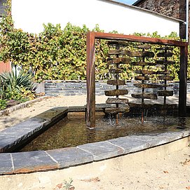 Brunnen Marktplatz Oberemmel