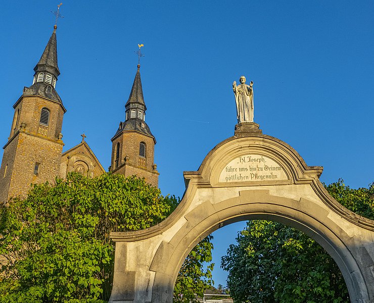 Helfanter Dom (2)