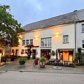 Außenansicht Weingut Frieden-Berg