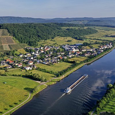 Foto: Blick auf die Saar bei Ayl-Biebelhausen