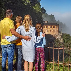 Blick auf die Klause Kastel-Staadt