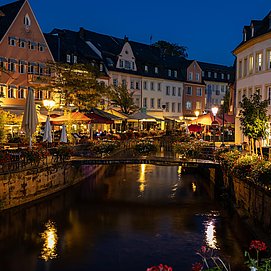 Buttermarkt in Saarburg bei Nacht