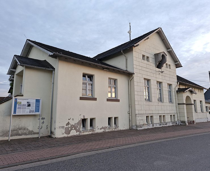 Schinkelschule Kastel-Staadt (02)
