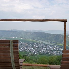 sich hinlegen und das Panorama genießen: Moselkino