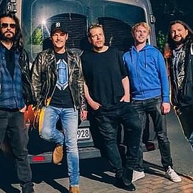 Danny Bryant & Band