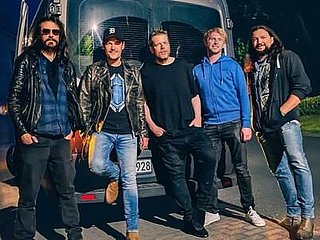 Danny Bryant & Band