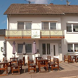 Ferienwohnungen-Weinstube Benzschawel (02)