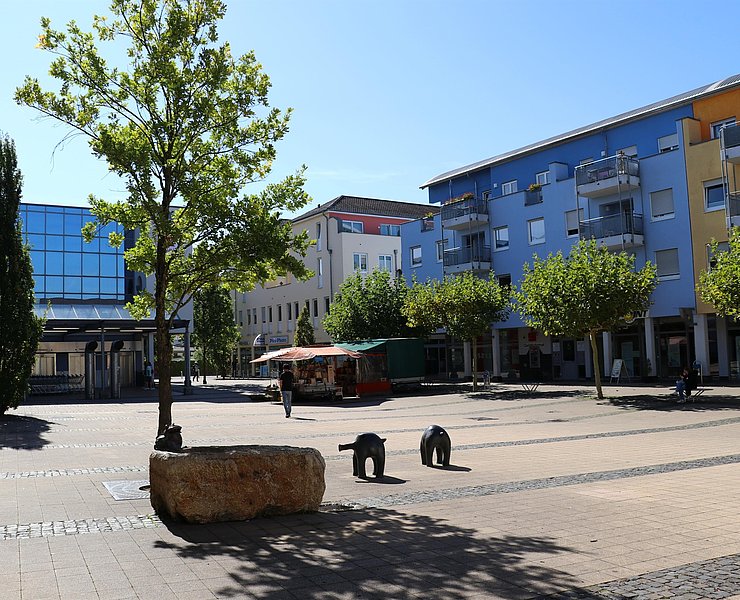 Saar-Mosel-Platz Konz (1)