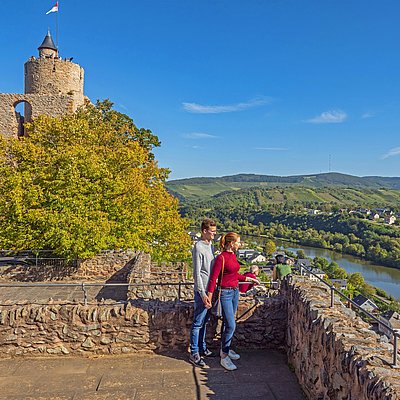 Foto: Burganlage Saarburg