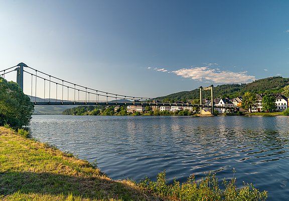 Blick auf die Brücke in Wehlen