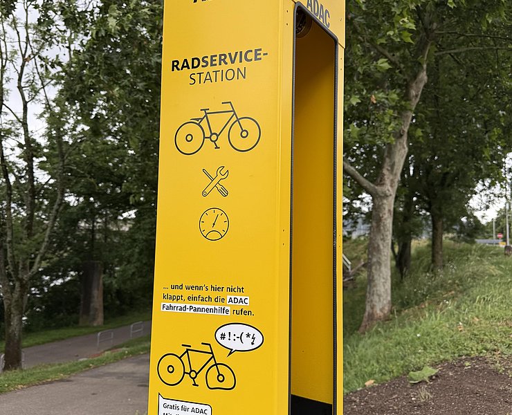 ADAC-Radservice-Station (05)