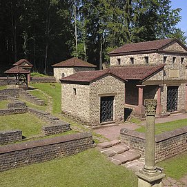 Tempelanlage Tawern (1)
