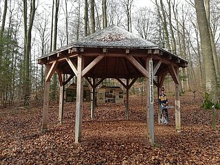 Informationspavillon Naturnahe Waldwirtschaft (1)