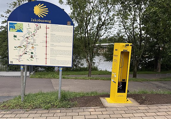ADAC-Radservice-Station (01)