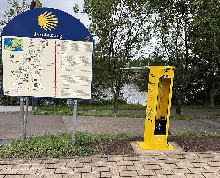 ADAC-Radservice-Station (01)