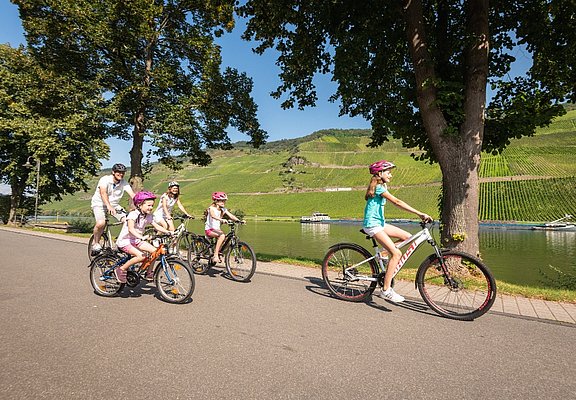 Radtour mit der ganzen Familie