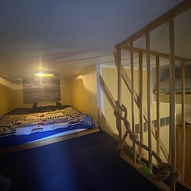 Schlafempore Kinderzimmer