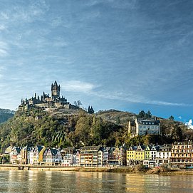 Moselblick auf die Reichsburg in Cochem