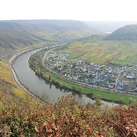 Aussicht von Valwigerberg auf Ernst
