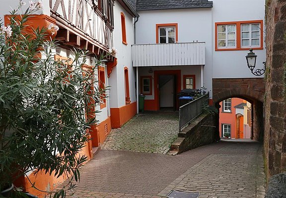 Laurentiustor Saarburg (1)