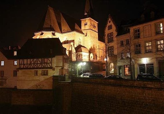 Saarburg bei Nacht (2)