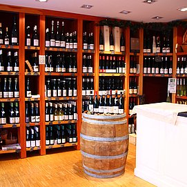 Vinothek Bonsai & Wein (1)