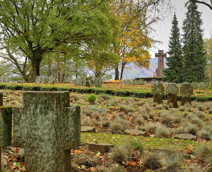 Ehrenfriedhof Kastel-Staadt (2)