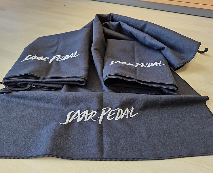 Saar-Pedal Mikrofaser-Handtuch (1)