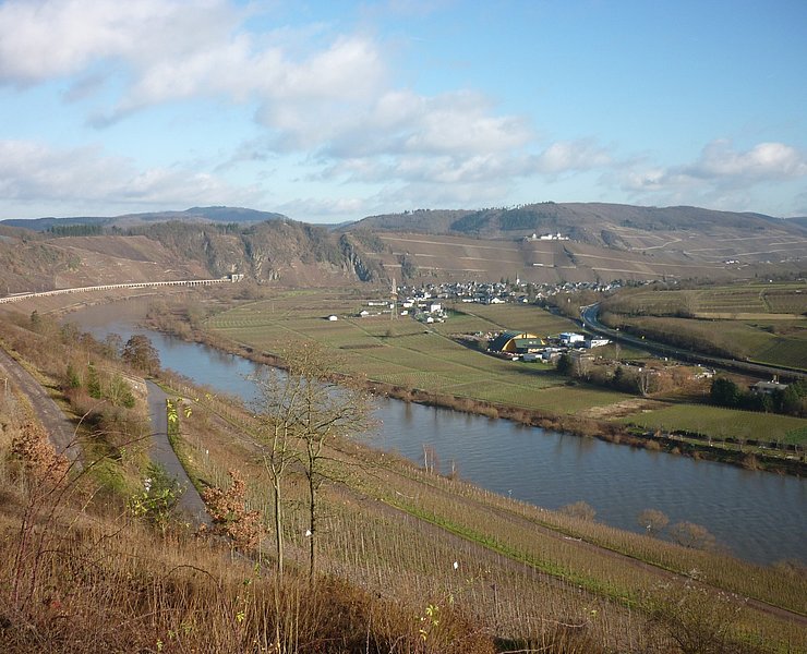 Pündericher Hangviadukt, Prinzenkopf und Marienburg vom Reiler Hals