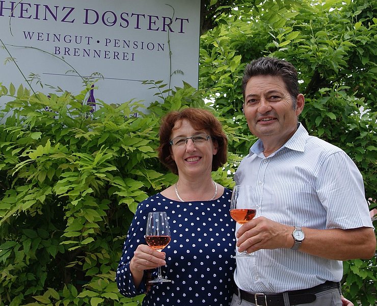Ihre Gastgeber Monika und Heinz Dostert