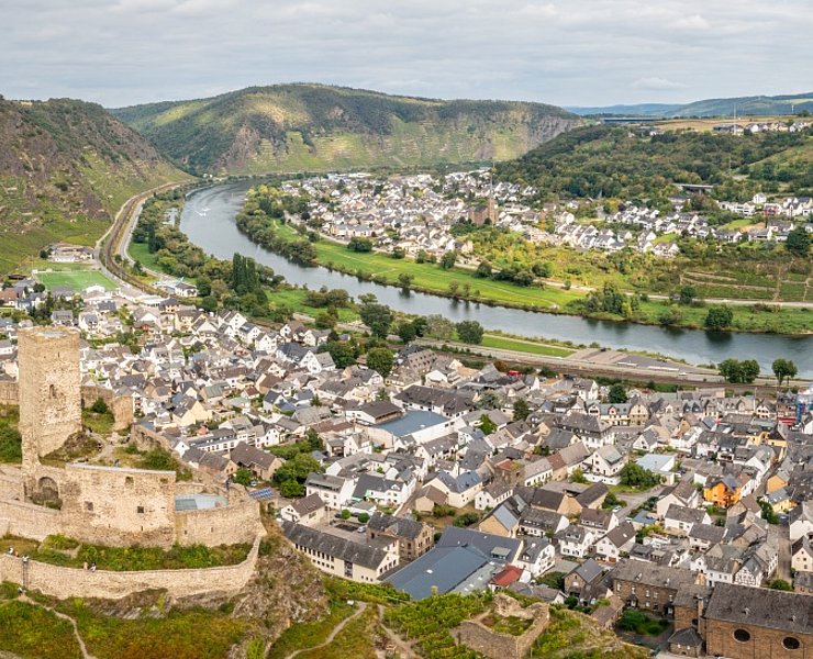 Panorama über Kobern-Gondorf und die Niederburg