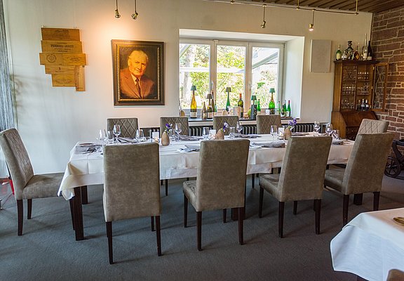 WEINrestauranr Ayler Kupp   -  Senior-Zimmer