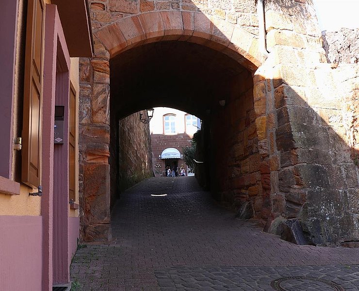 Laurentiustor Saarburg (2)