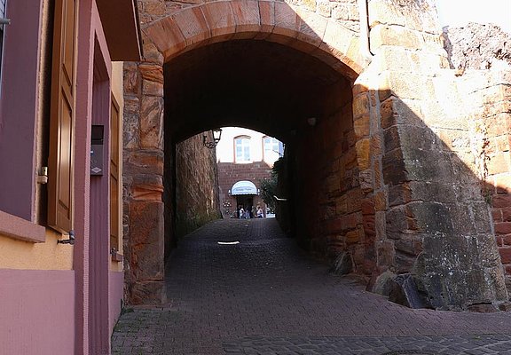 Laurentiustor Saarburg (2)