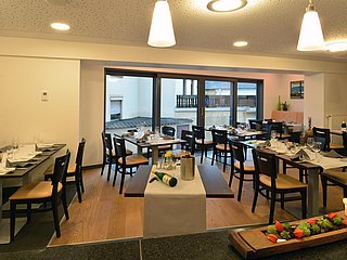 Linden's Restaurant Ayl (01)