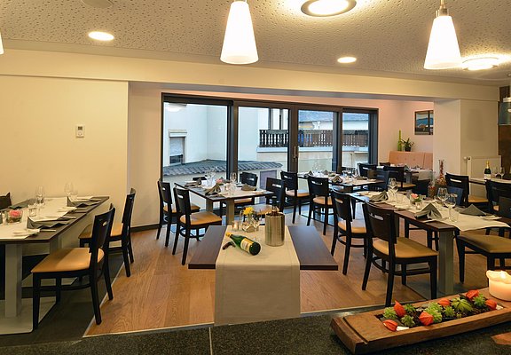 Linden's Restaurant Ayl (01)