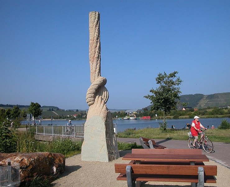 Die vier Elemente - Skulptur "Erde"