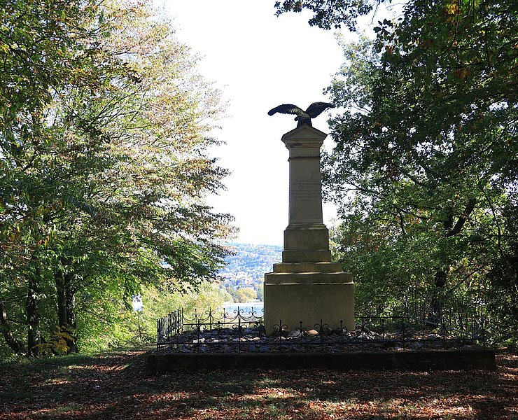 Granadenkmal Wasserliesch (02)