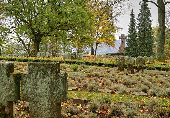 Ehrenfriedhof Kastel-Staadt (2)