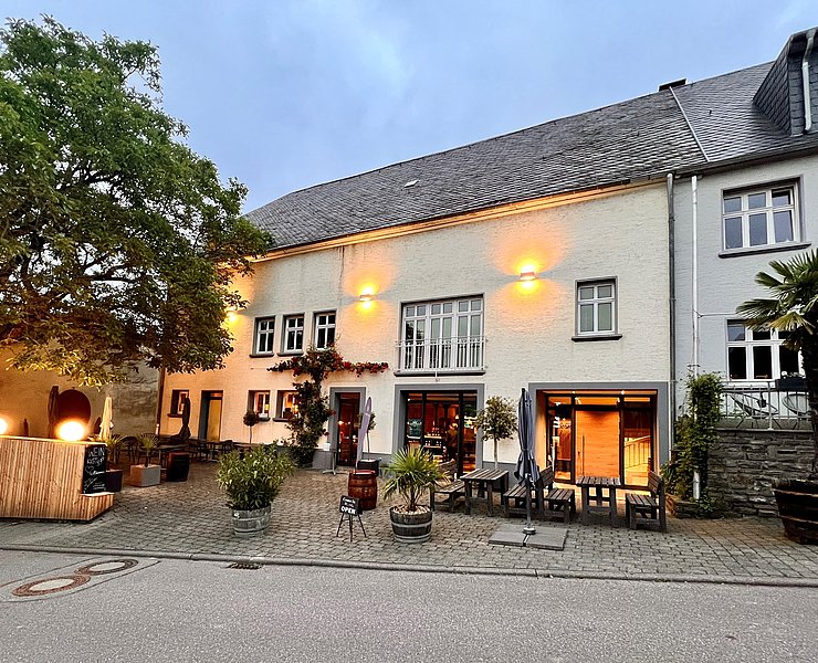 Außenansicht Weingut Frieden-Berg